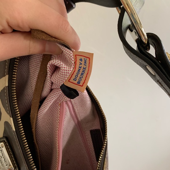 Dooney & Bourke • safari giraffe hobo shoulder bag - Picture 7 of 8